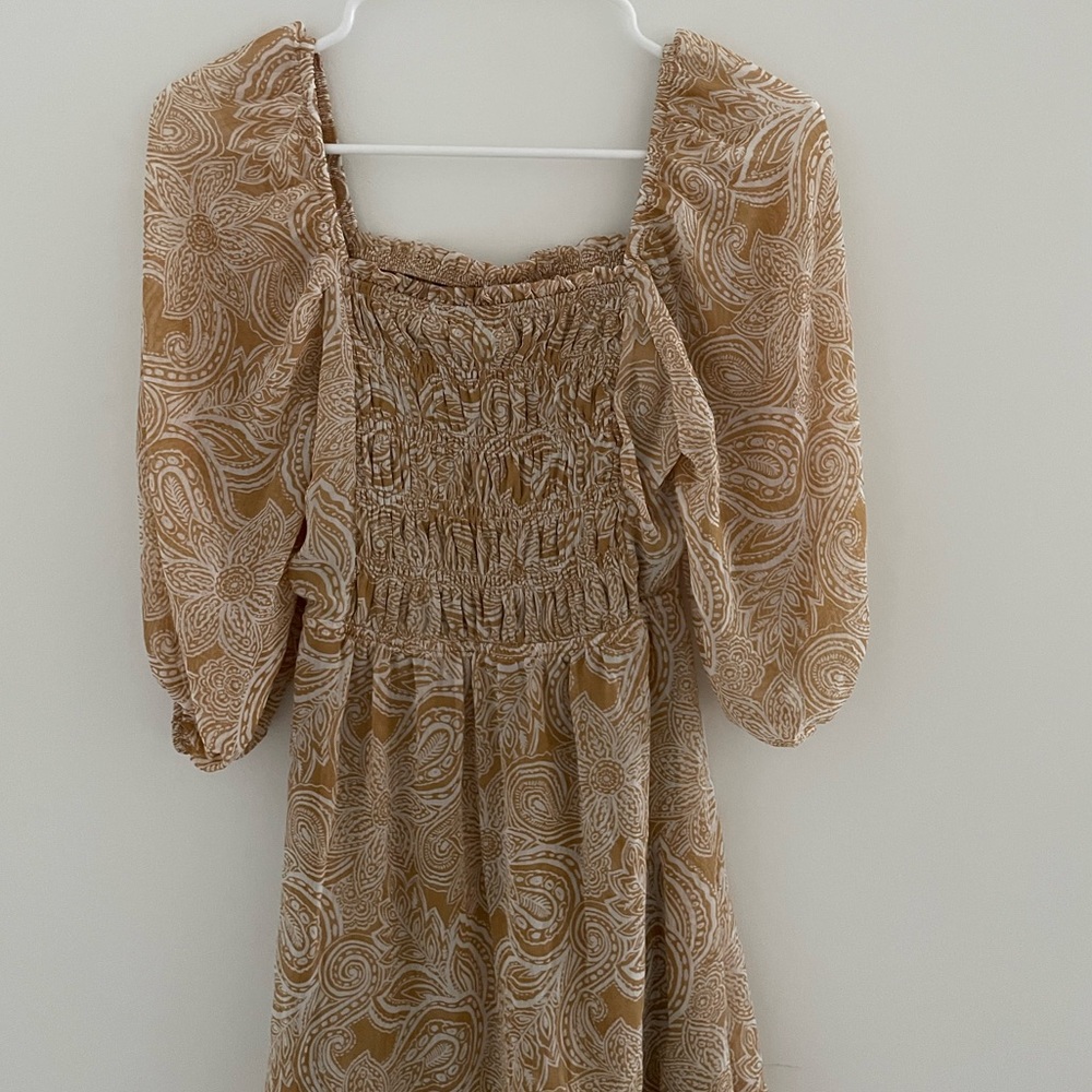 Women’s XS Yellow Knee Length Dress